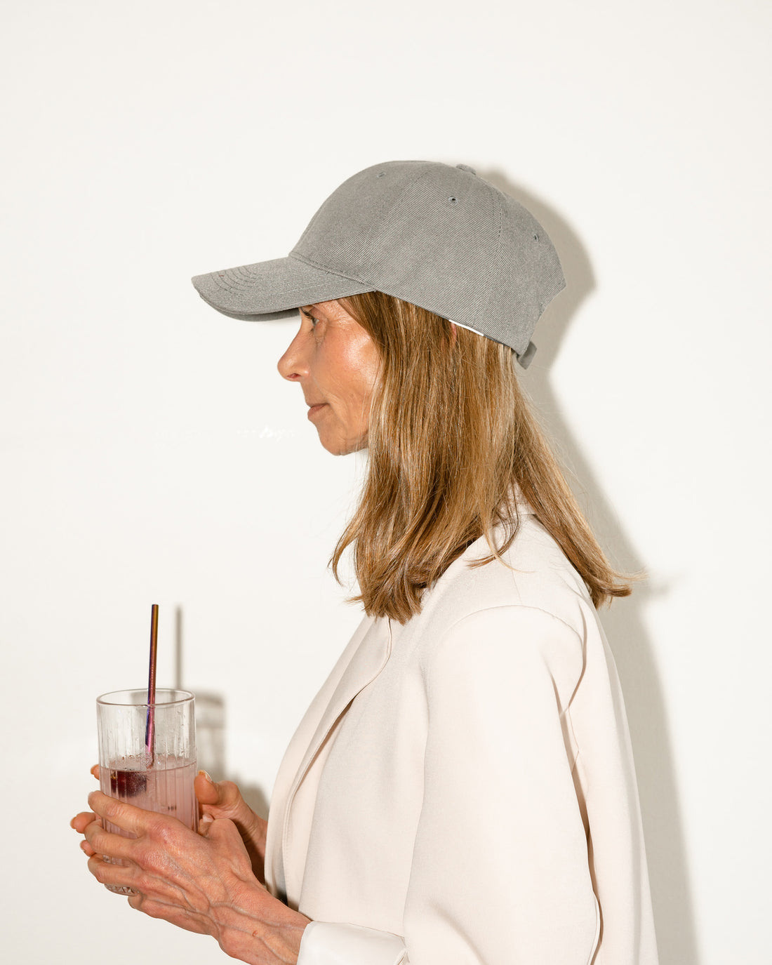 De makkelijkste trend van 2022: de baseball cap + styling tips