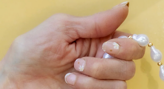 clean girl nails