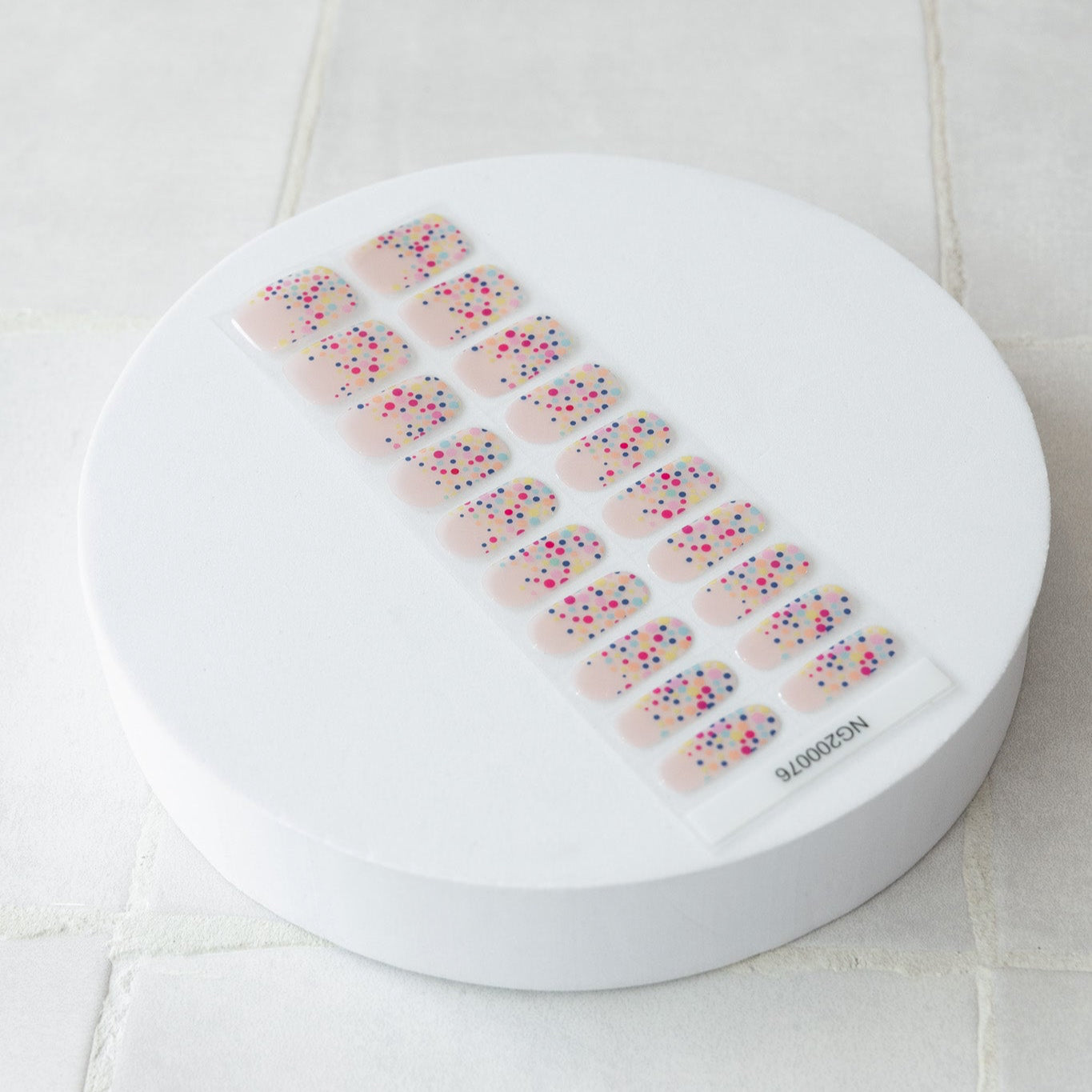 nail wraps dots