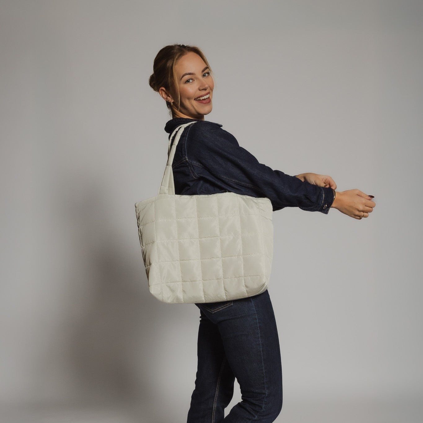 puffer tas shopper beige