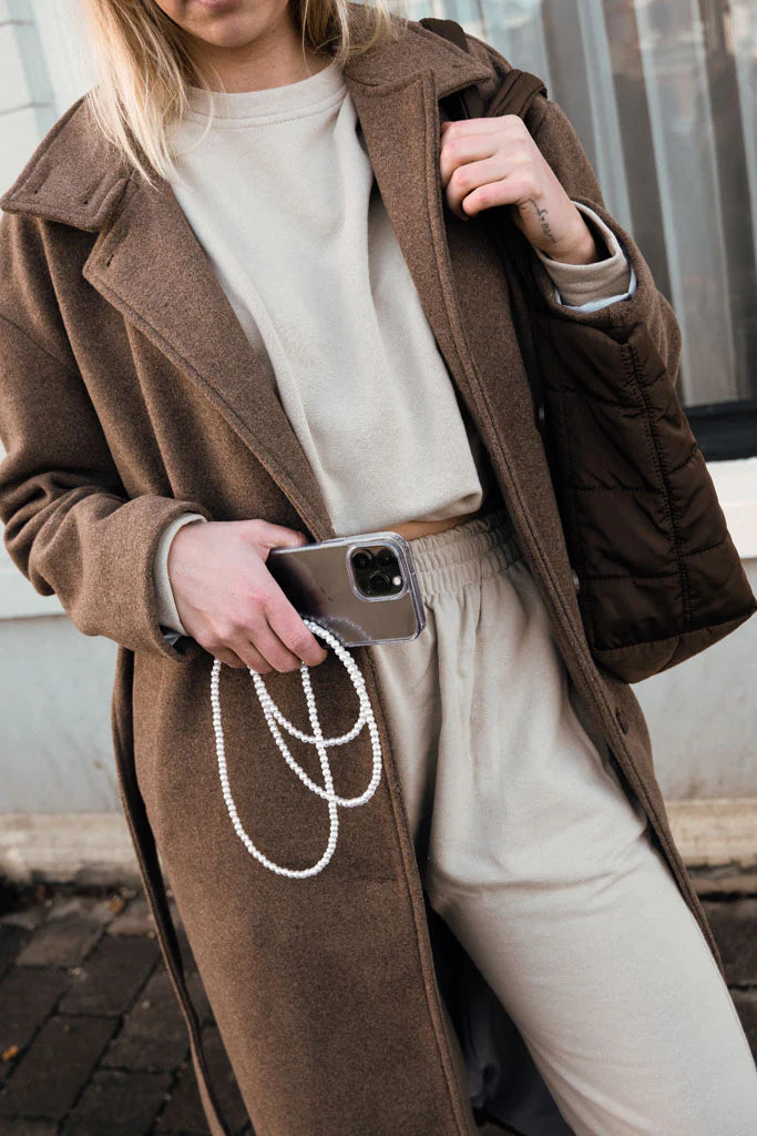 creme sweater